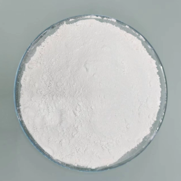 white titanium powder